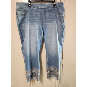 Chicos Womens Denim Jeans Crop with Embroidered Cuff Size US20R Chico 4R NWOT